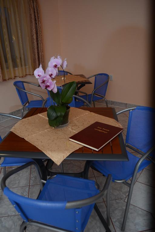 Ersa Panzio Otel Bisericani  Oda fotoğraf