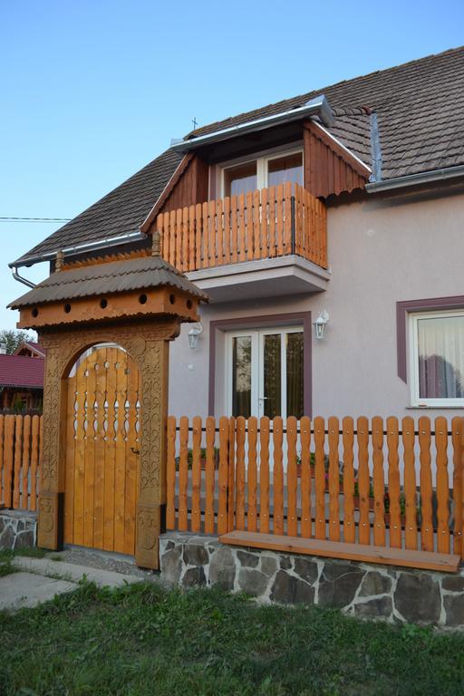 Ersa Panzio Otel Bisericani  Dış mekan fotoğraf